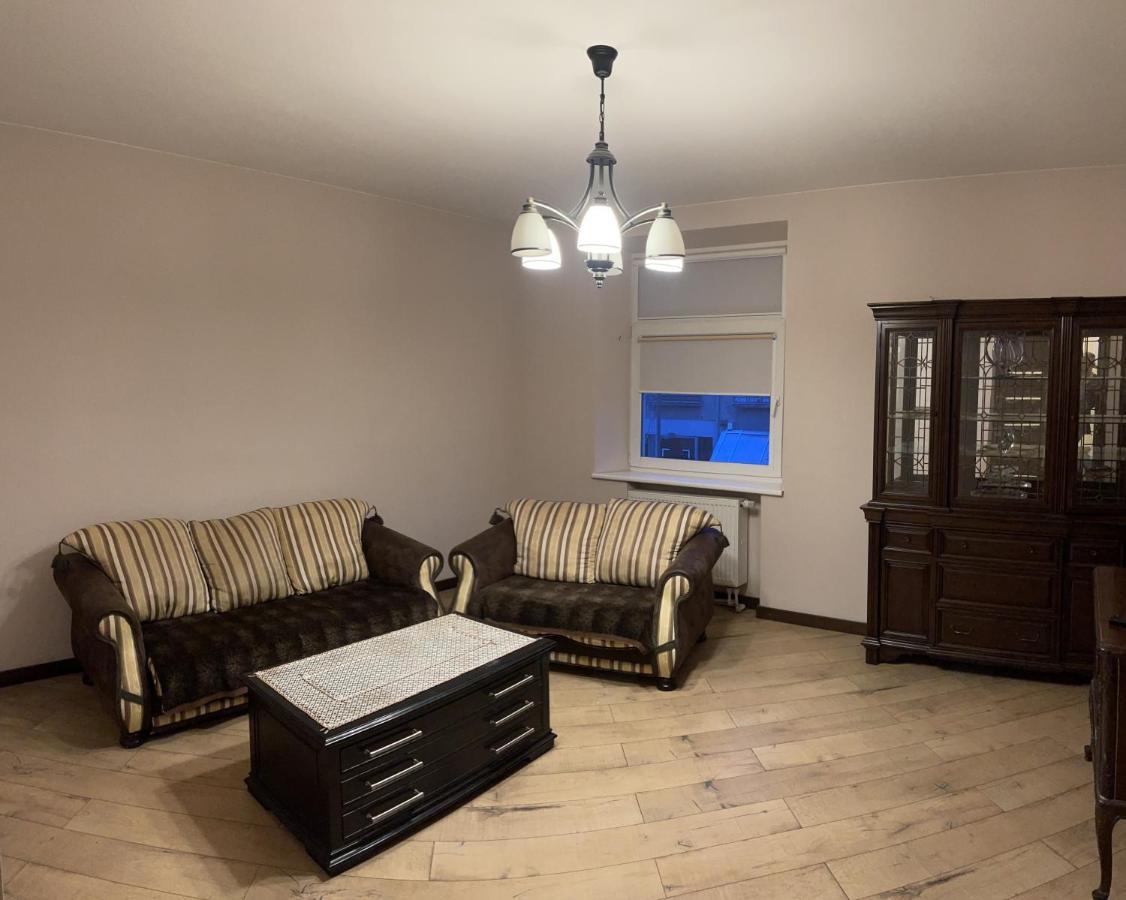 Gintautas Apartment Šiauliai Exteriör bild